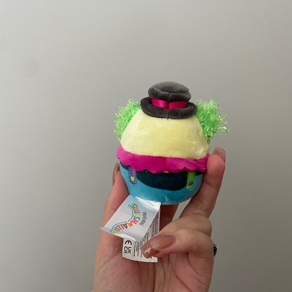 Squishmallow Resul Clown Micromallow - Picture 2 of 3